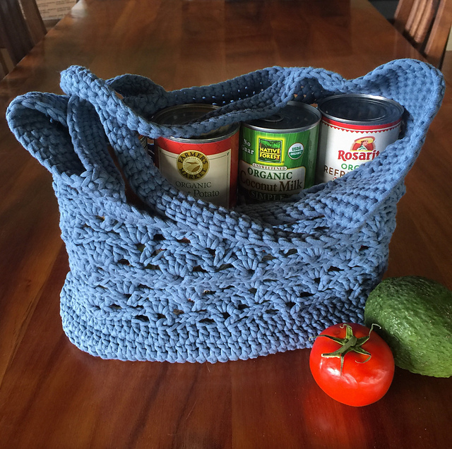 crochet blue market bag