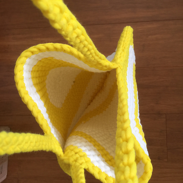 Sunny Crochet Tote Bag