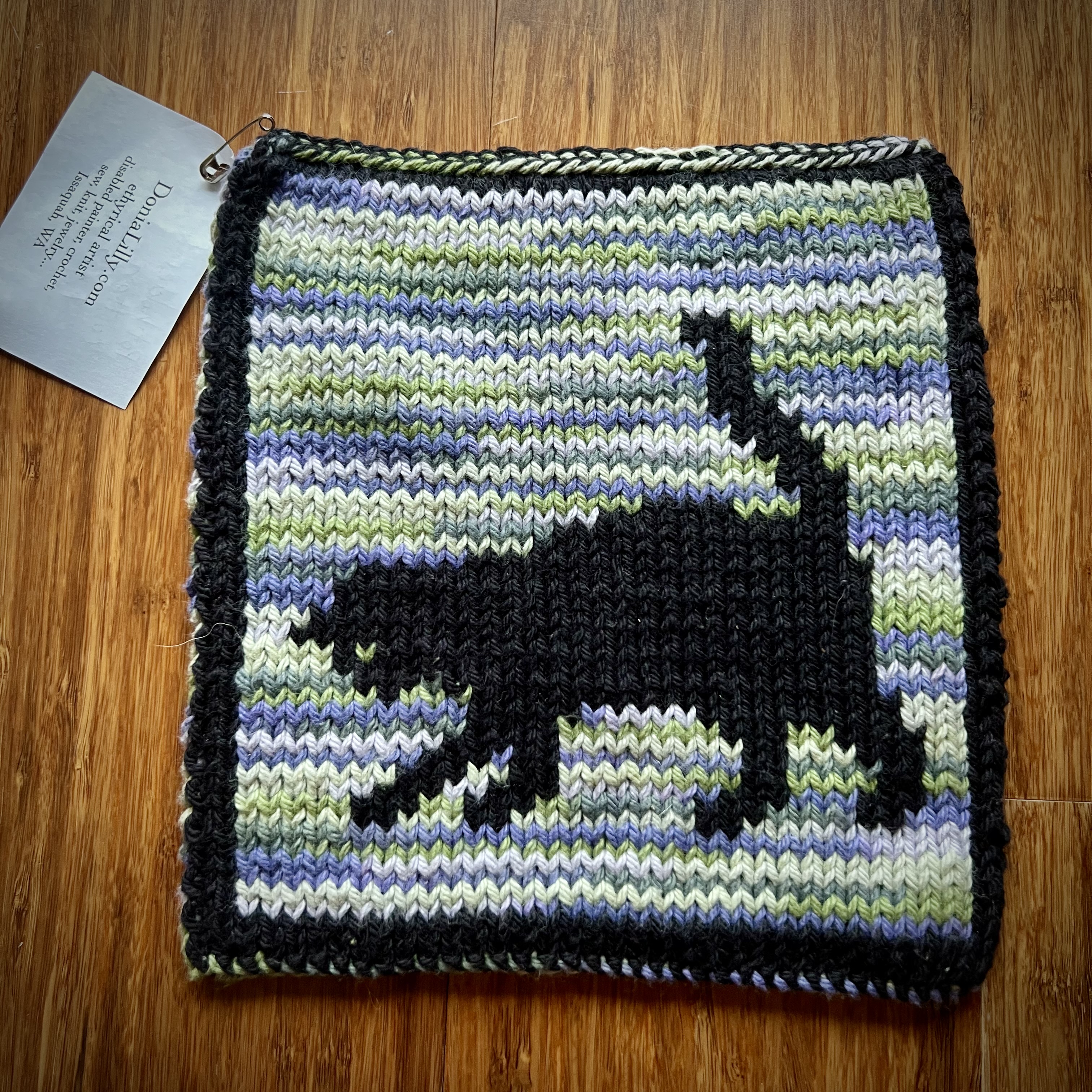 Black cat potholder