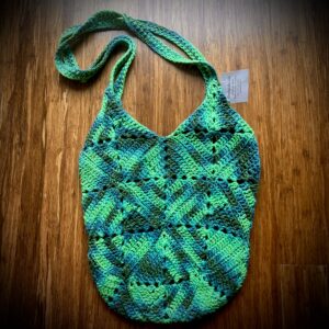 Crochet bag with lining & pockets